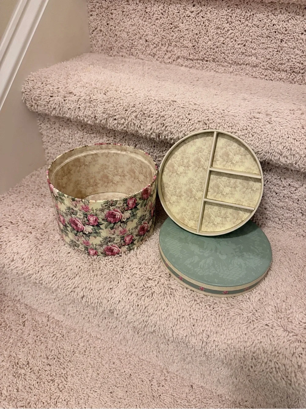 Floral Round Jewelry Organizer Box with Removable Tray - Pink